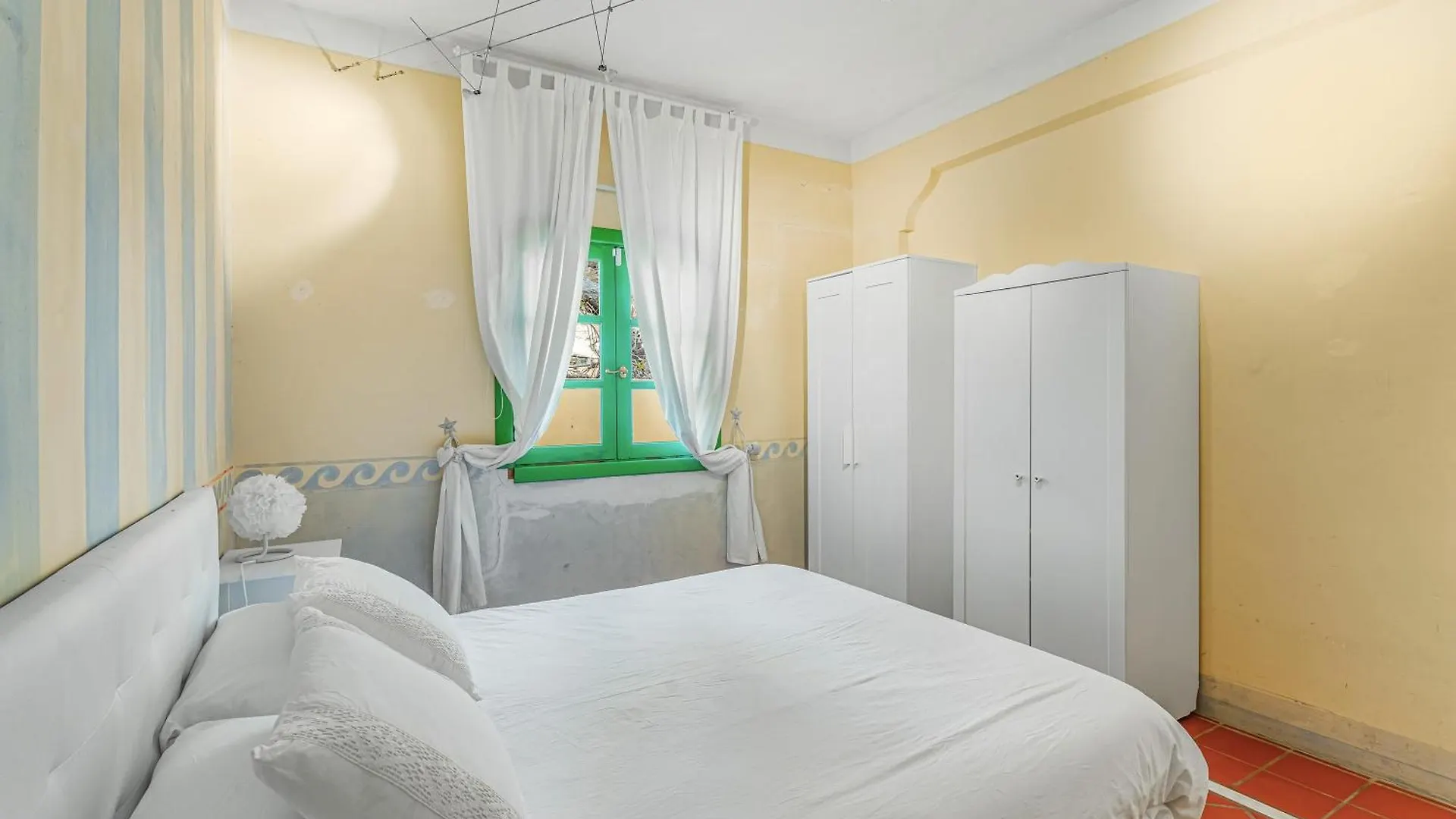 Villa Colliure 阿德耶