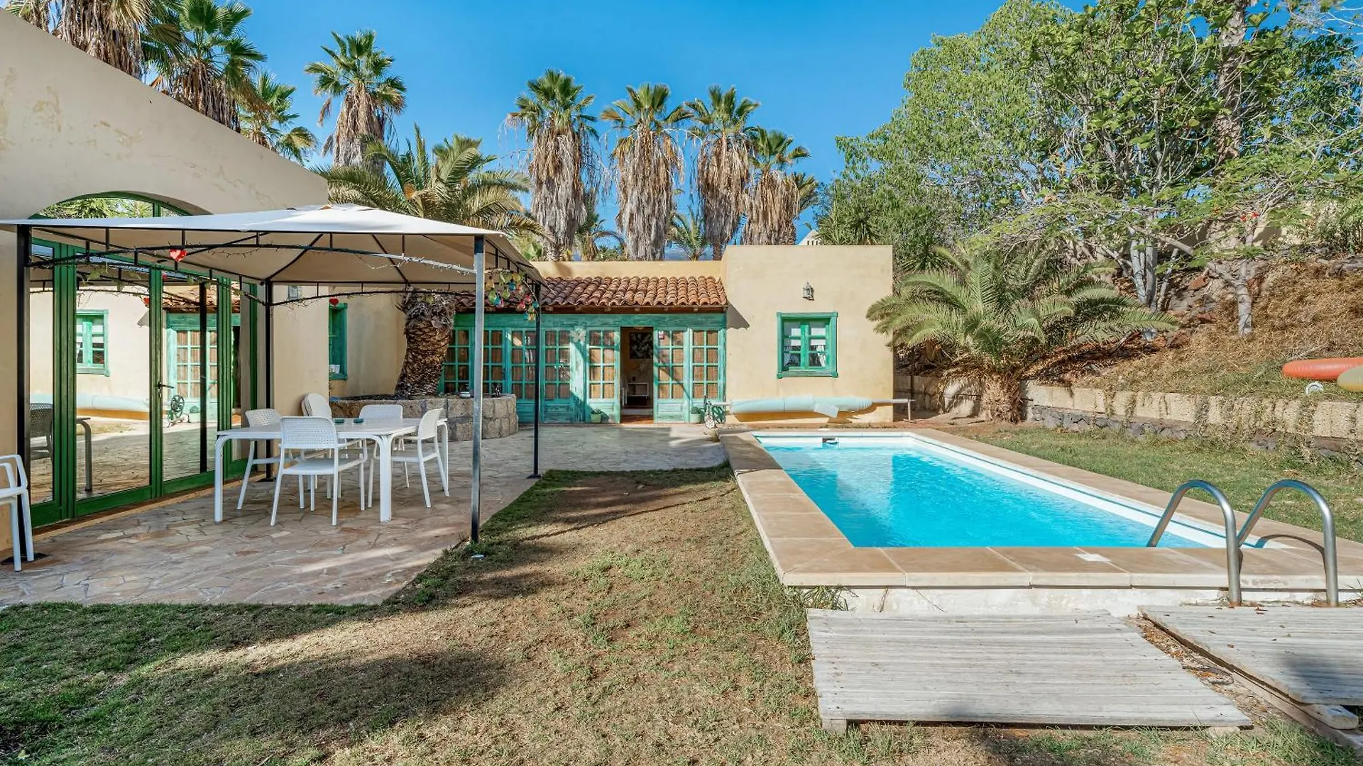 Villa Colliure 阿德耶